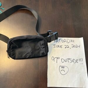Lululemon Everywhere Belt Bag, Black/Black